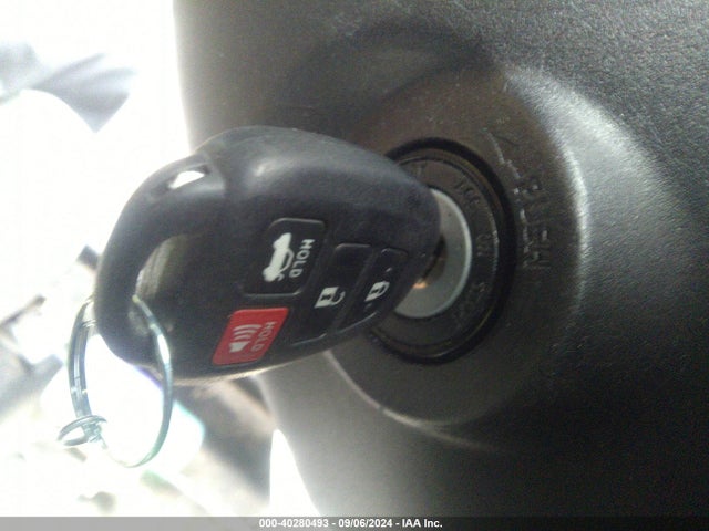 Toyota COROLLA LE 2018 2T1BURHE5JC024173 Image 11