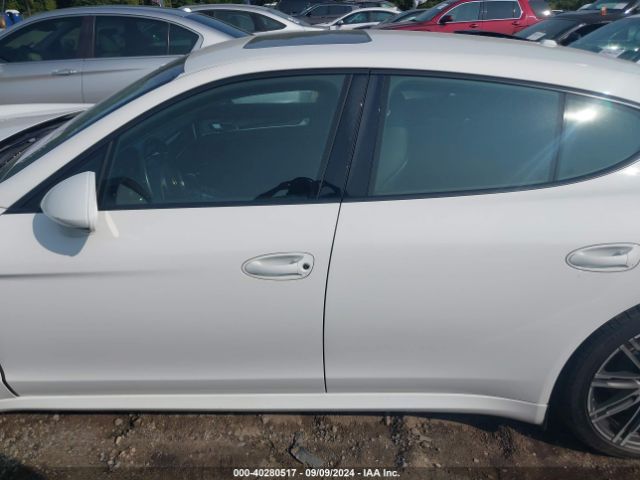 WP0AA2A72FL000789 Porsche PANAMERA 4