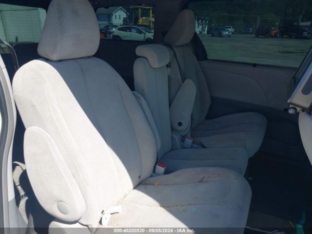 5TDKK3DCXES488578 Toyota Sienna Le V6 8 Passenger