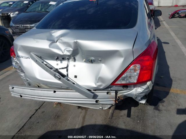 3N1CN7AP9FL955171 Nissan Versa 1.6 S