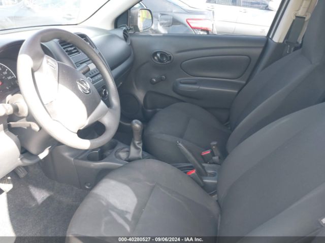 3N1CN7AP9FL955171 Nissan Versa 1.6 S