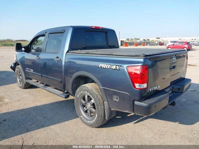 Nissan Titan Pro-4x 2014 1N6AA0EC9EN513873 Image 3