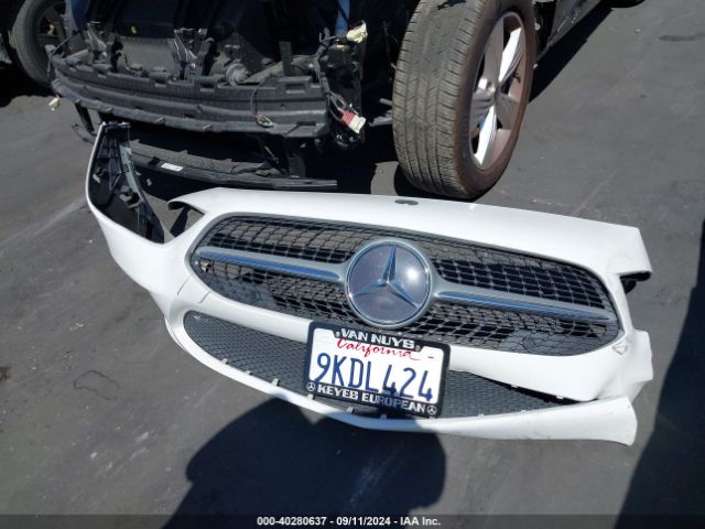 WDD3G4EB5KW032779 Mercedes-Benz A 220