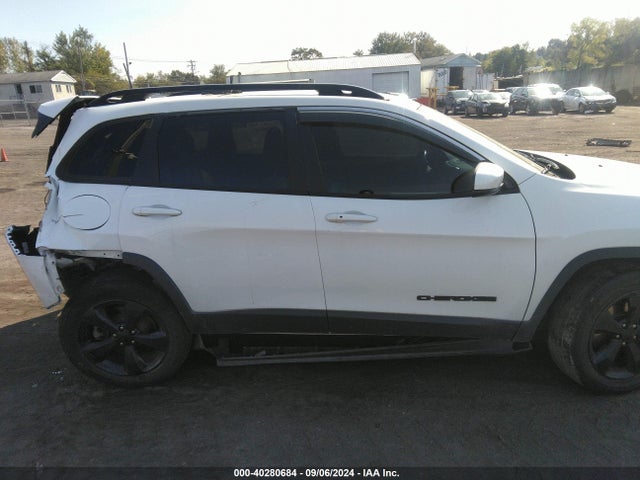 1C4PJMLXXLD640564 Jeep Cherokee Altitude 4x4
