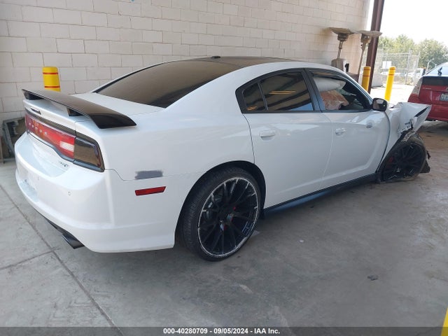 Dodge Charger Srt 2014 2C3CDXEJ2EH303087 Image 4