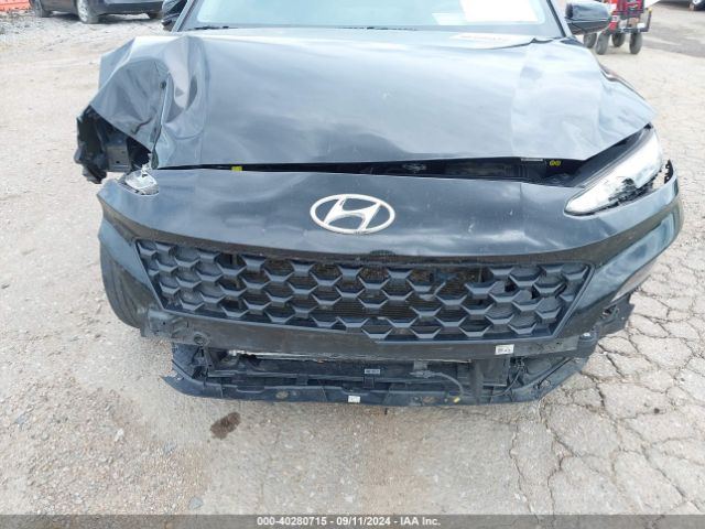 KM8K22ABXNU833444 Hyundai Kona Se