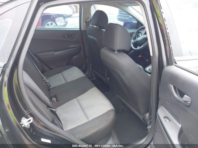 KM8K22ABXNU833444 Hyundai Kona Se