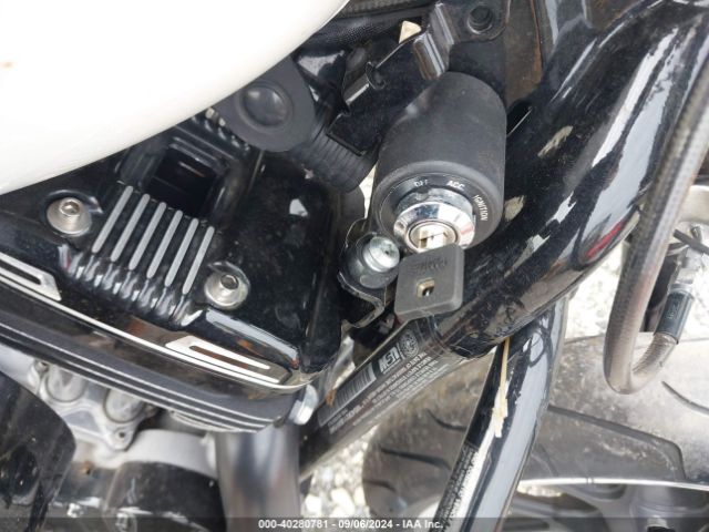 2018 HARLEY-DAVIDSON XL883 1HD4CR211JC411540 Photo 10