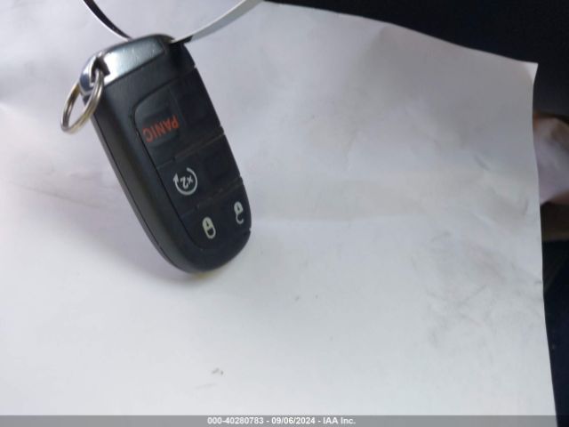 3C4NJDBB7JT331588 Jeep Compass Latitude 4x4