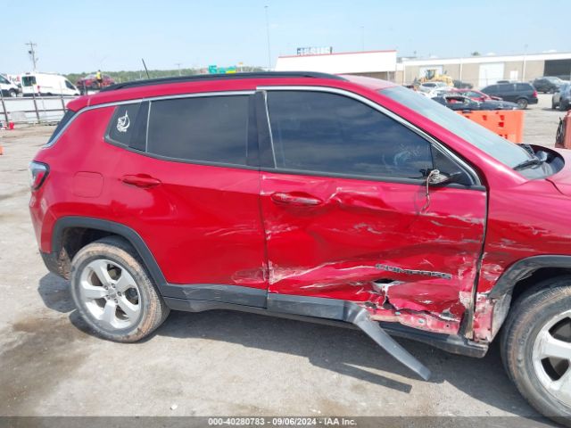 3C4NJDBB7JT331588 Jeep Compass Latitude 4x4