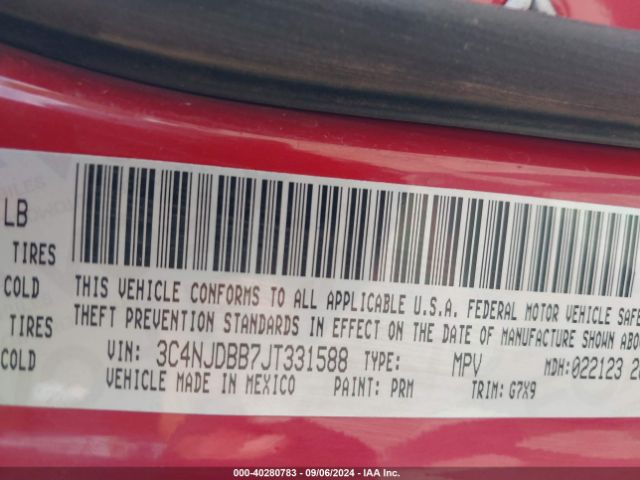 3C4NJDBB7JT331588 Jeep Compass Latitude 4x4