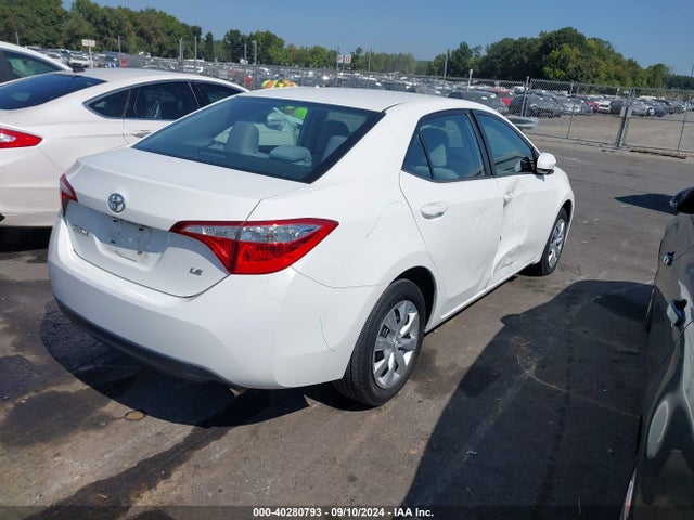 Toyota COROLLA LE 2015 5YFBURHE9FP328324 Image 4