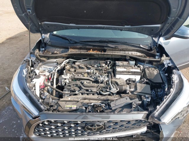 Toyota Corolla Cross Xle 2022 7MUDAAAG9NV008107 Image 10