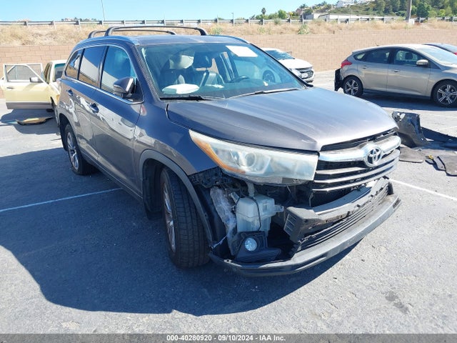 2015 5TDJKRFH7FS151794 main image