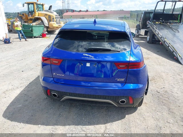 Jaguar E-PACE SE 2018 SADFP2FX6J1Z30216 Image 16