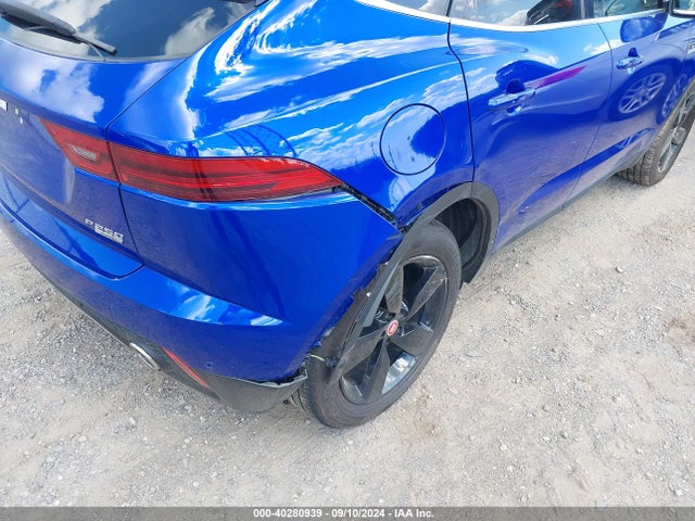 2018 JAGUAR E-PACE SADFP2FX6J1Z30216 Photo 5