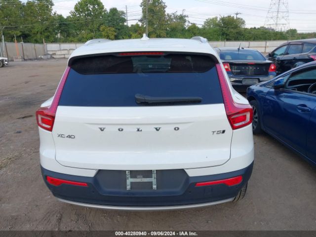 YV4162UK5K2122948 Volvo Xc40 T5 Momentum