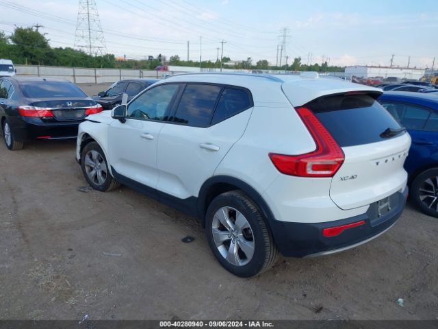 YV4162UK5K2122948 Volvo Xc40 T5 Momentum