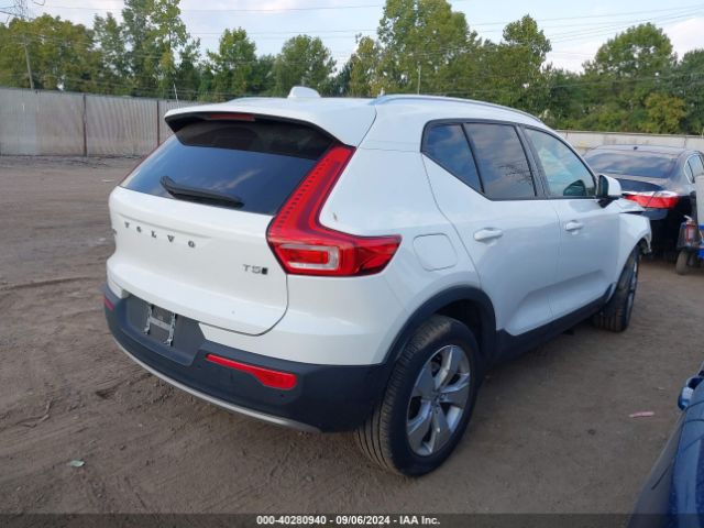 YV4162UK5K2122948 Volvo Xc40 T5 Momentum