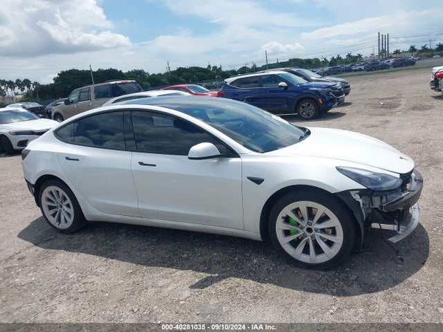 Tesla Model 3 Rear-wheel Drive 2022 5YJ3E1EA1NF312276 Image 14
