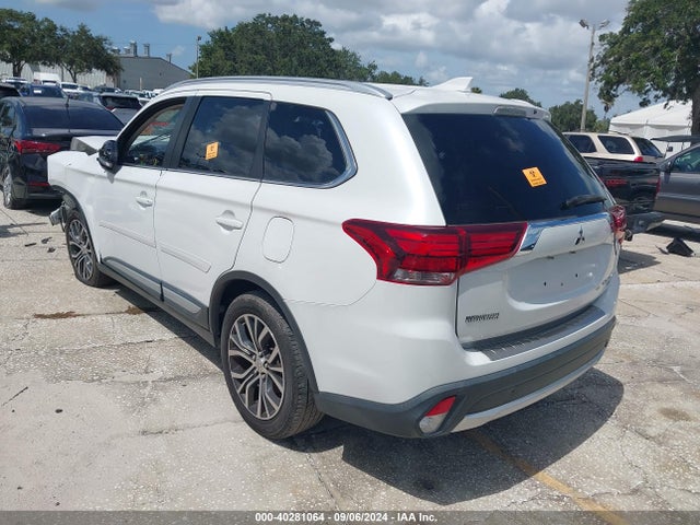 2017 MITSUBISHI OUTLANDER JA4AD3A34HZ001950 Photo 2