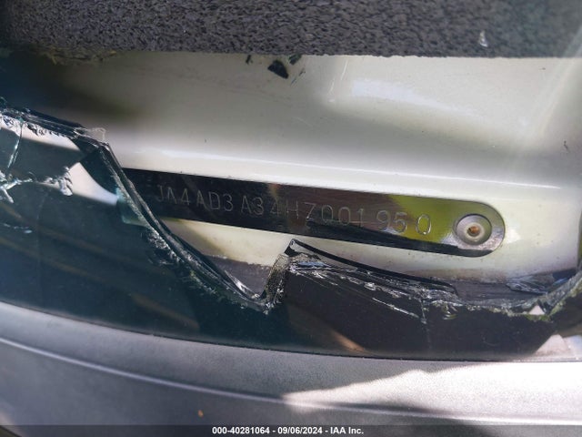 2017 MITSUBISHI OUTLANDER JA4AD3A34HZ001950 Photo 8