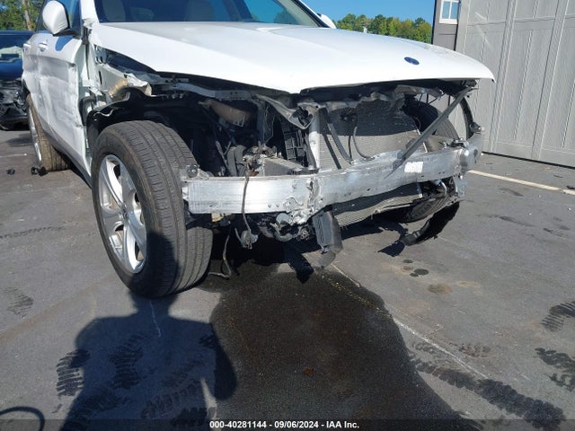 WDC0G4JB0JV076965 Mercedes-Benz GLC 300