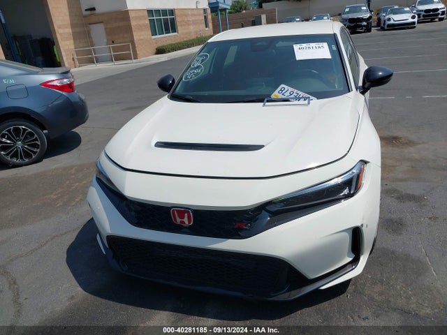 Honda Civic Type R Base (m6) 2024 JHMFL5G43RX000651 Image 12