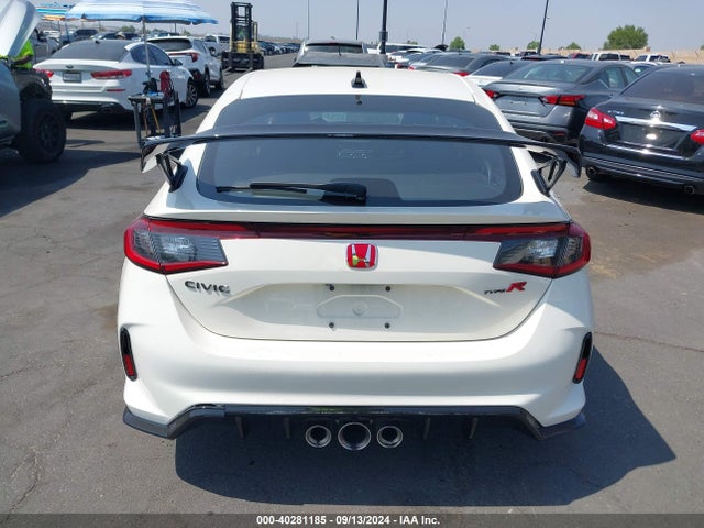 Honda Civic Type R Base (m6) 2024 JHMFL5G43RX000651 Image 16