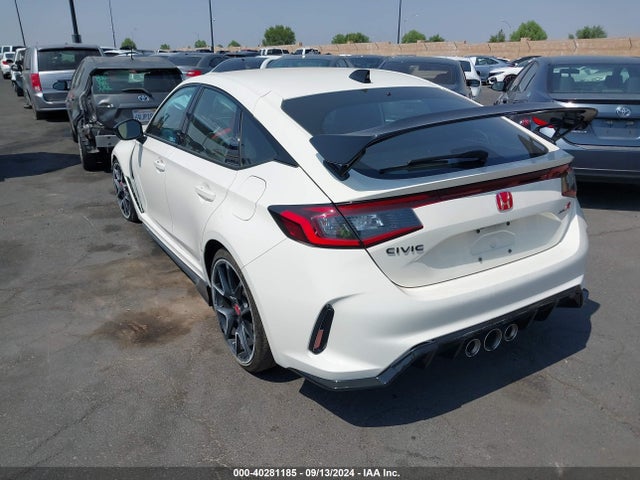 Honda Civic Type R Base (m6) 2024 JHMFL5G43RX000651 Image 3