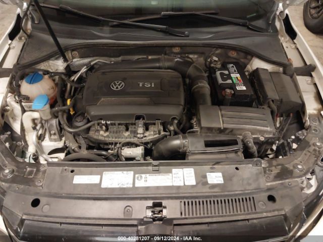 1VWAT7A31EC034965 Volkswagen Passat 1.8t S