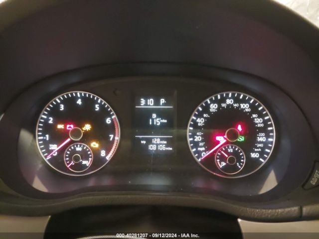 1VWAT7A31EC034965 Volkswagen Passat 1.8t S