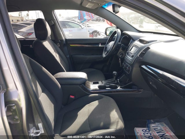 KIA Sorento Lx V6 2014 5XYKT4A76EG536892 Image 5
