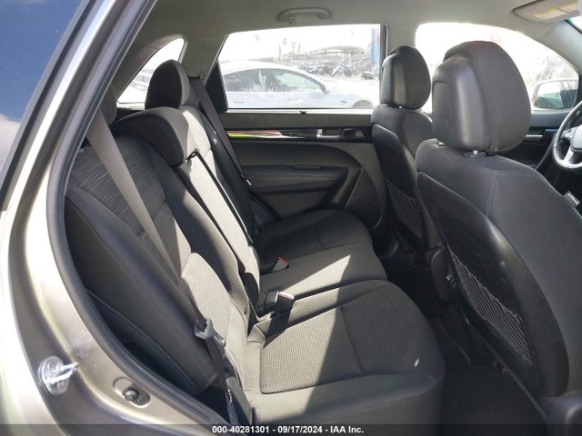 KIA Sorento Lx V6 2014 5XYKT4A76EG536892 Image 8
