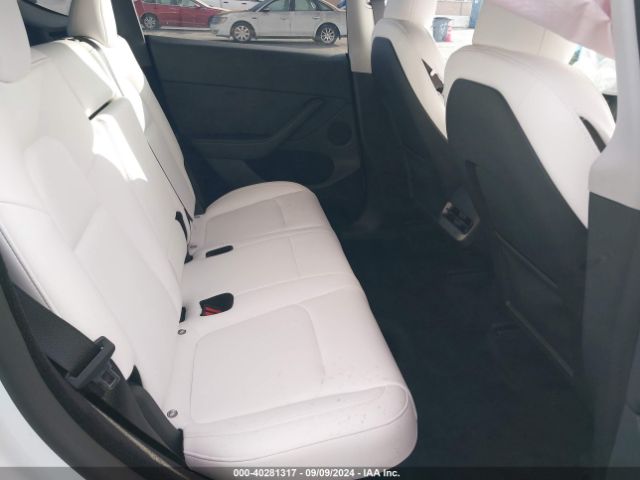 2024 TESLA MODEL Y 7SAYGDEE9RF058832 Photo 7