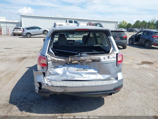 Subaru Forester 2.5i Limited 2017 JF2SJARC2HH564983 Image 16