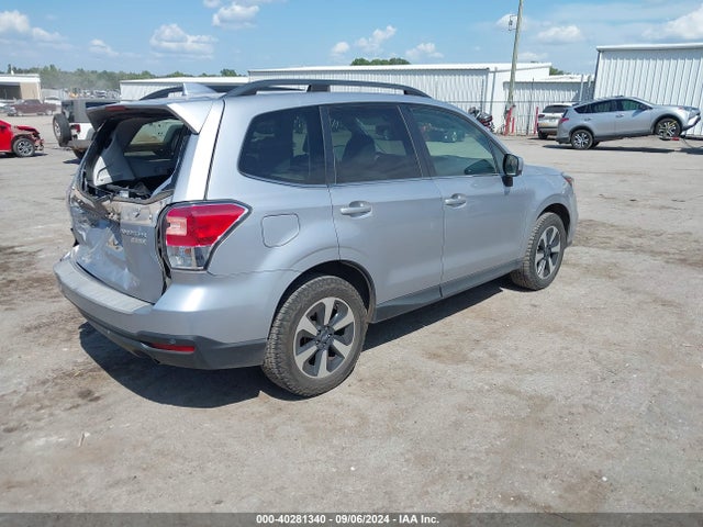 Subaru Forester 2.5i Limited 2017 JF2SJARC2HH564983 Image 4