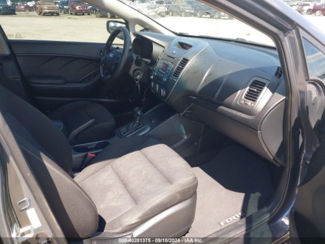 KNAFK4A67G5612284 KIA FORTE LX