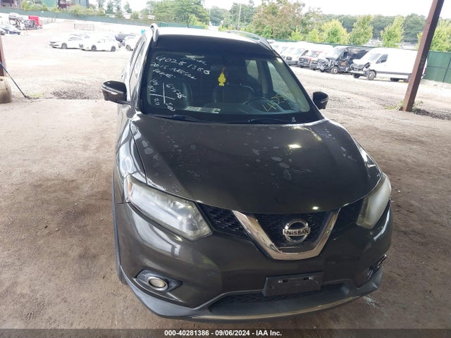 2015 Nissan Rogue Sl მანქანა იყიდება აუქციონზე, vin: 5N1AT2MV9FC813871, აუქციონის ნომერი: 40281386