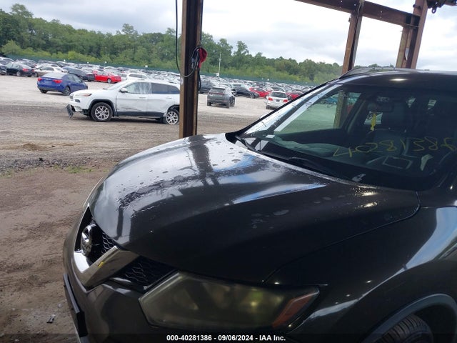 2015 Nissan Rogue Sl მანქანა იყიდება აუქციონზე, vin: 5N1AT2MV9FC813871, აუქციონის ნომერი: 40281386