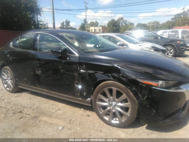 3MZBPAEM1KM101230 Mazda Mazda3 Premium Package
