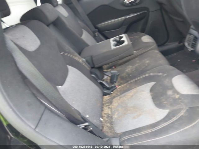 1C4PJLAB4GW265637 Jeep Cherokee Sport