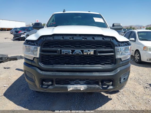 3C6UR5HJ3NG354395 RAM 2500 Tradesman  4x4 8' Box