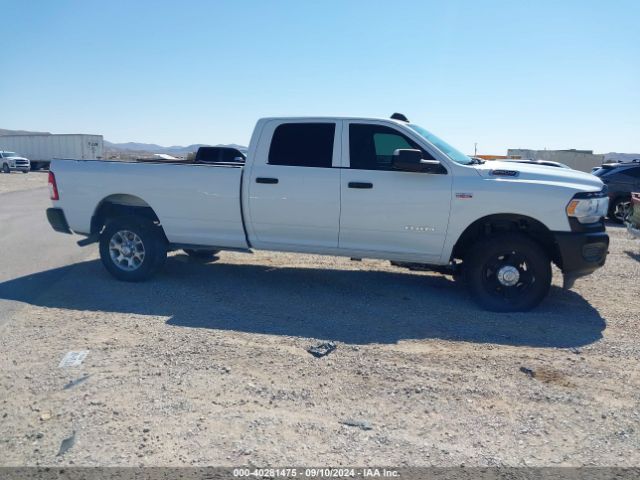 3C6UR5HJ3NG354395 RAM 2500 Tradesman  4x4 8' Box