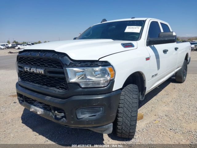 3C6UR5HJ3NG354395 RAM 2500 Tradesman  4x4 8' Box