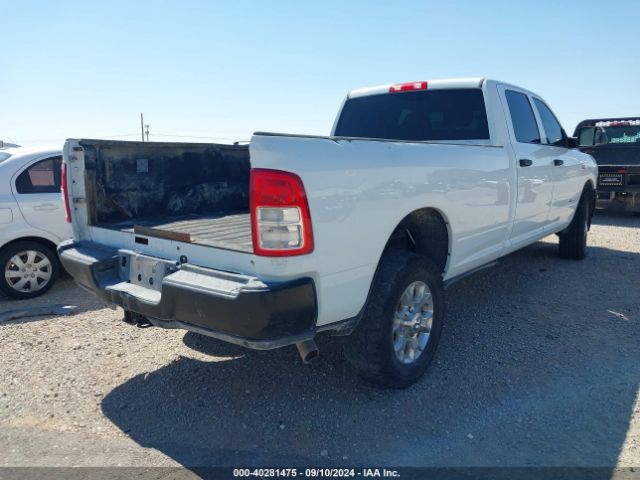 3C6UR5HJ3NG354395 RAM 2500 Tradesman  4x4 8' Box