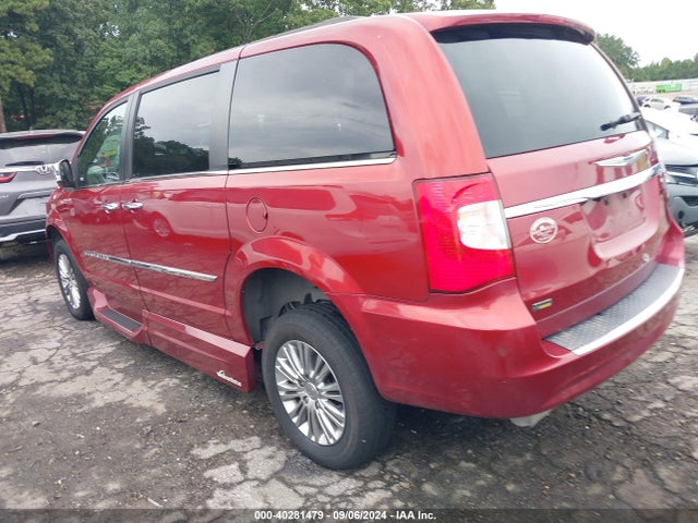2C4RC1CG9FR534738 Chrysler Town & Country Touring-l