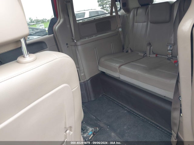 2C4RC1CG9FR534738 Chrysler Town & Country Touring-l
