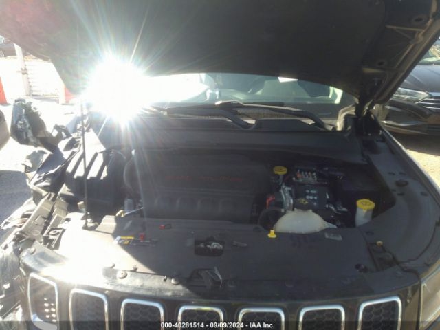 3C4NJCBB5JT194144 Jeep Compass Latitude Fwd