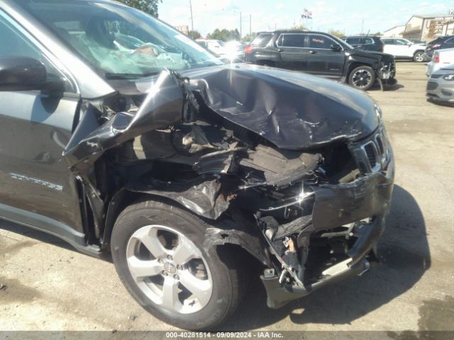 3C4NJCBB5JT194144 Jeep Compass Latitude Fwd
